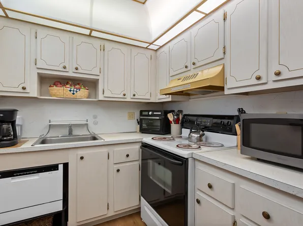 4980 E Sabal Palm Boulevard #226, Tamarac, FL 33319