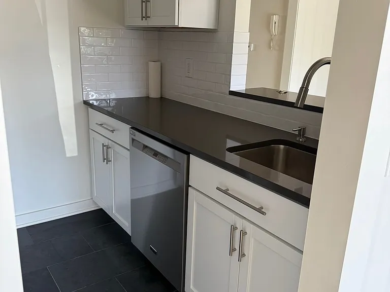 4517 Jefferson St #7 — Photo 14