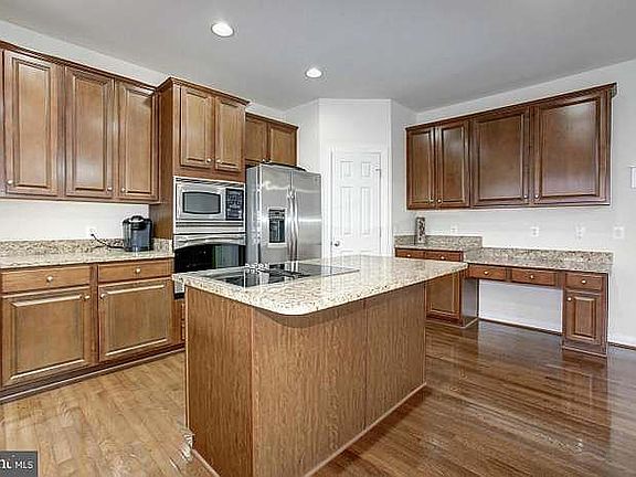 4th image of 33 Bella Vista Ct