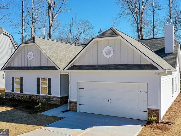 3rd image of 507 Charleston Pl