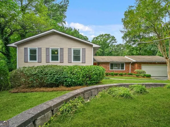 2145 Datona Dr SW, Atlanta, GA 30331