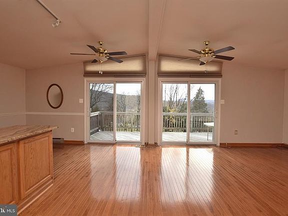 4th image of 57 Apple Orchard Dr