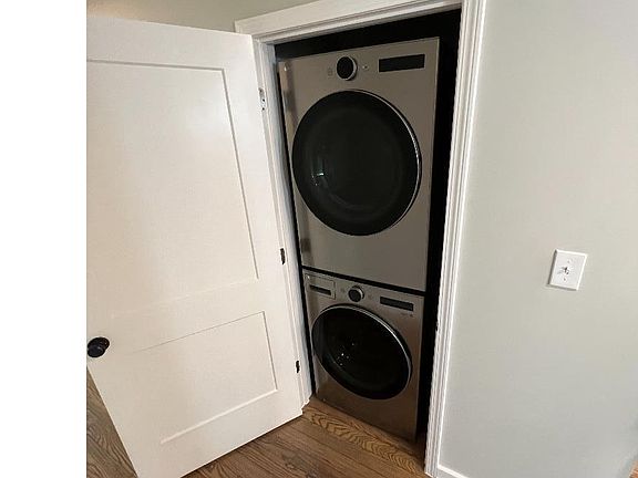 5th image of 2821 Boright Pl