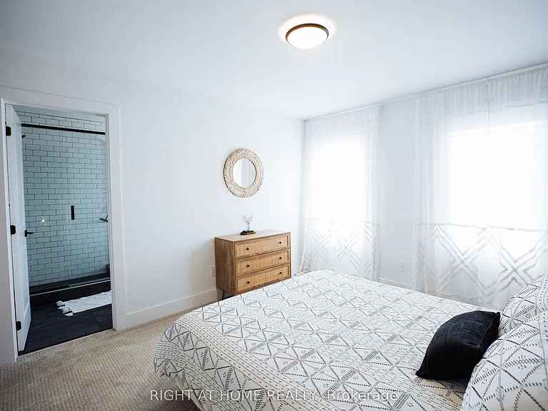 114 Black Willow Cres — Photo 35