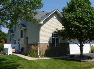 2712 Mallard Dr, Woodbury, MN 55125