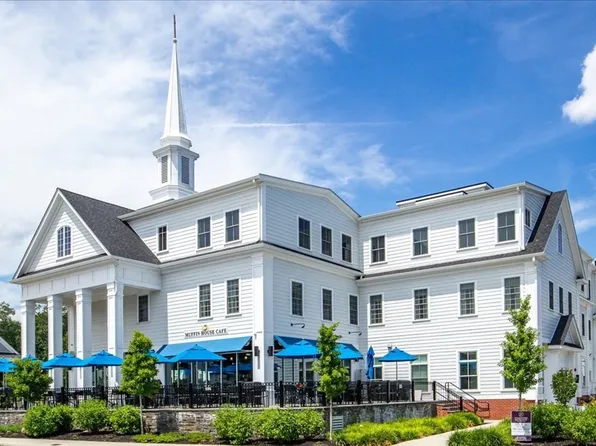 298 Washington St #302, Westwood, MA 02090