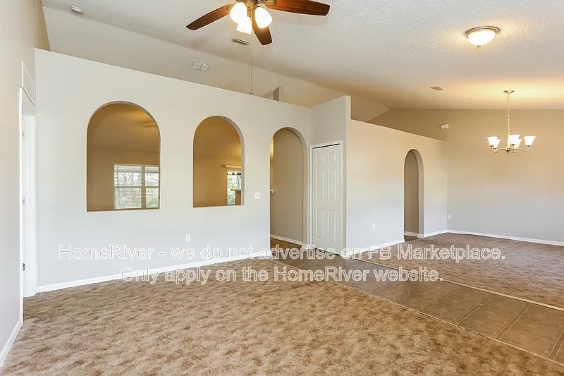 3 bed, 2.0 bath, 1996 sqft, $1,945 — Photo 3