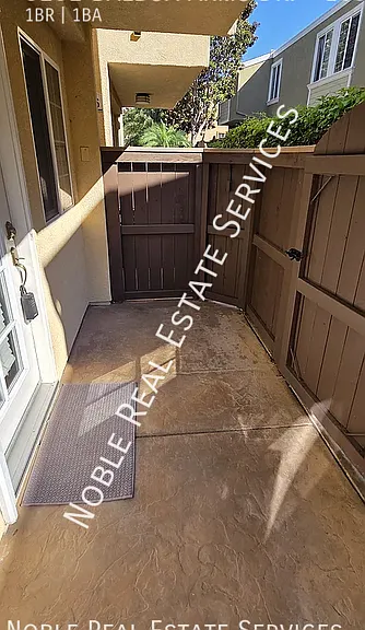 5252 Balboa Arms Dr #165 — Photo 19