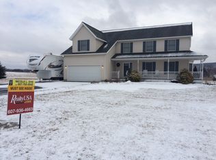 16 Garden Ln, Horseheads, NY 14845