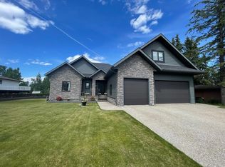 4714 S Sakwatamau Dr, Whitecourt, AB T7S 1E5