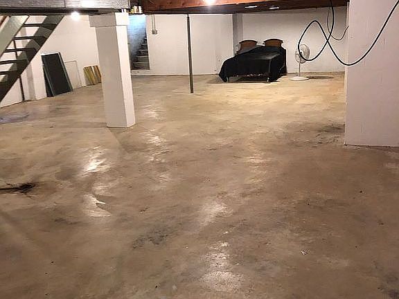 4th image of 150 Parkway Dr