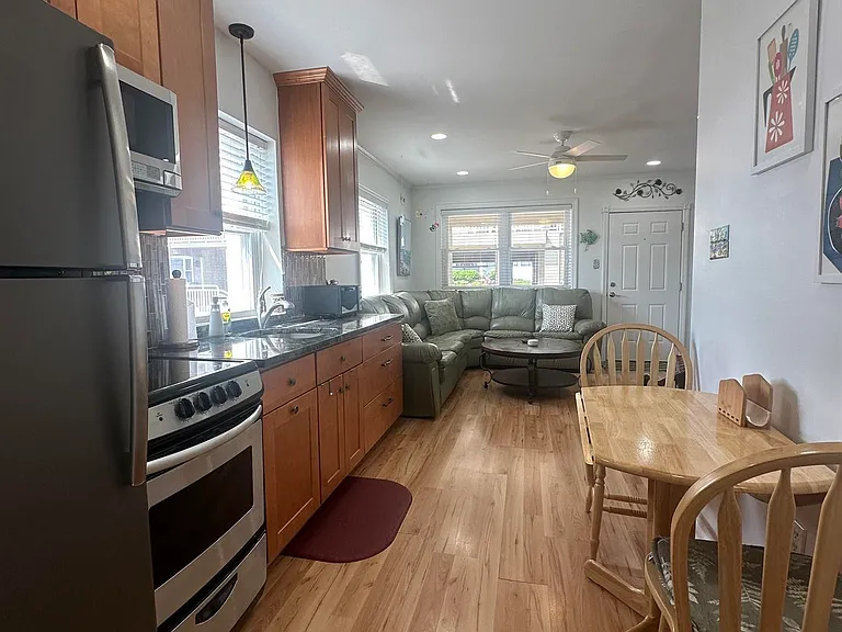 9010 Atlantic Ave #112 — Photo 10