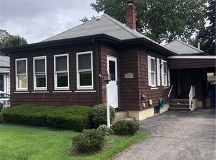 110 1st St, Pawtucket, RI 02861