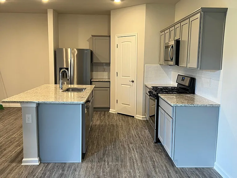 5357 Fulvetta Falls Rd — Photo 2
