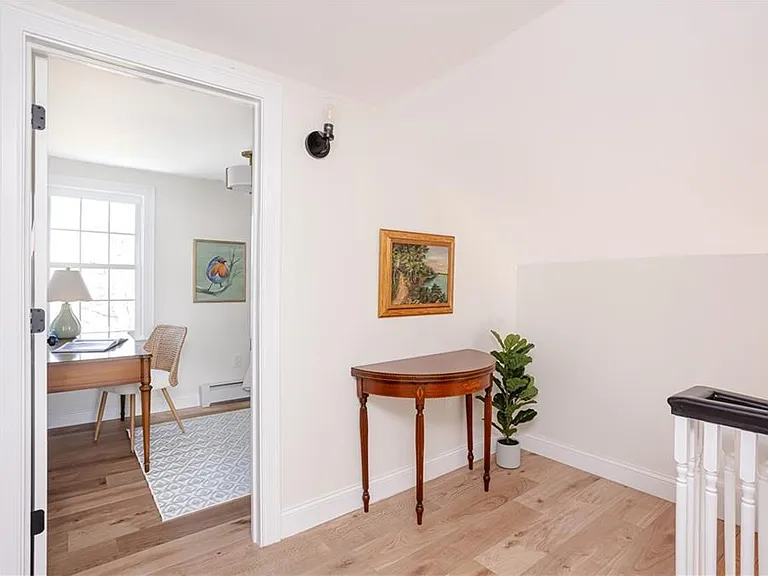 4 Gladding Ct — Photo 39