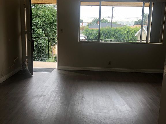 4th image of 4088 W 129th St APT F