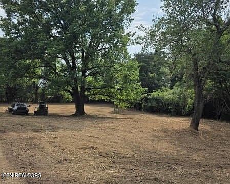 1st image of 609 County Rd