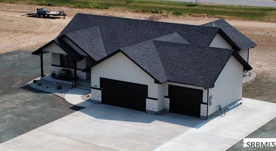 1st image of 4136 E 206 N