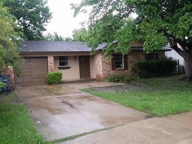 1st image of 309 Duncan Way