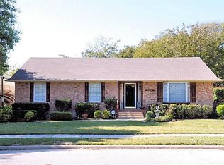 1325 Swallow Ln, Garland, TX 75042