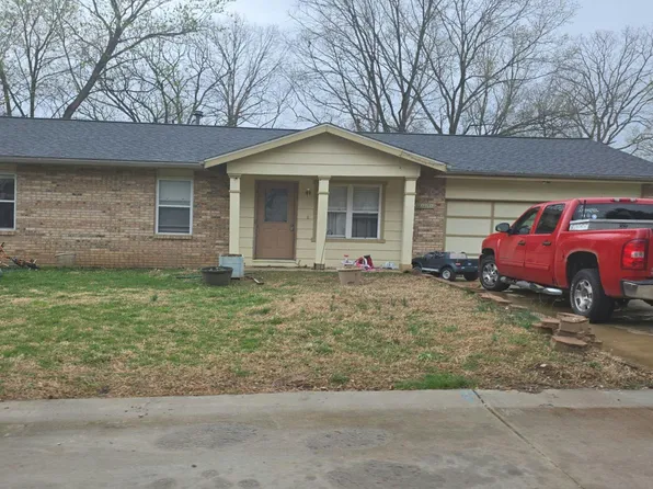 2050 Donnell Dr, Barnhart, MO 63012