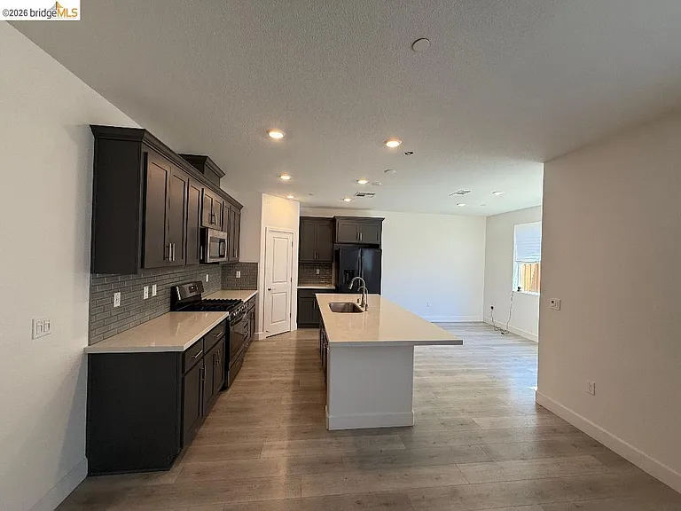 85 Savannah Ln — Photo 5