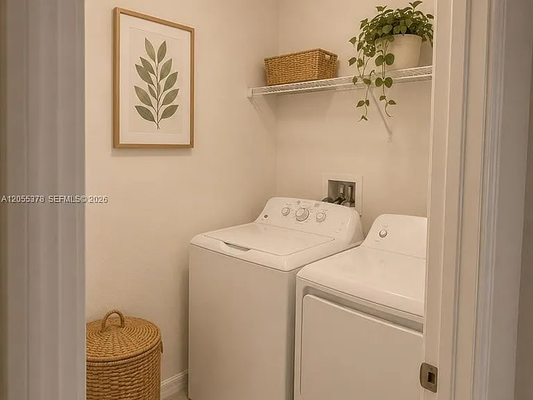 8695 Canyon Creek Trl — Photo 12