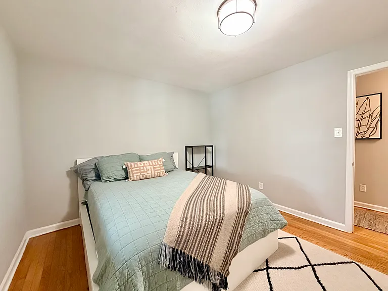 346 W McGinnis Cir — Photo 21
