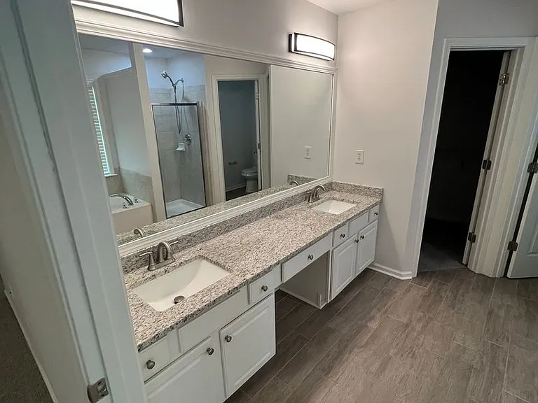 2048 Fosco Dr — Photo 22
