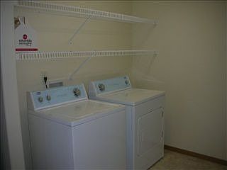 5th image of 91 N Shore Dr APT 7