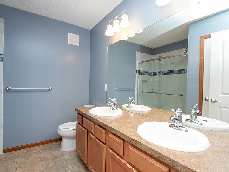 15119 Fanning Dr N — Photo 12