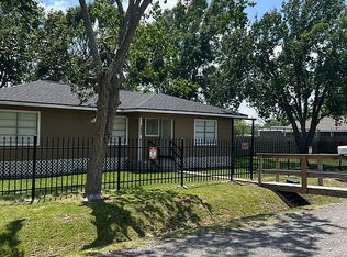 2100 Orchid St, Port Arthur, TX 77640