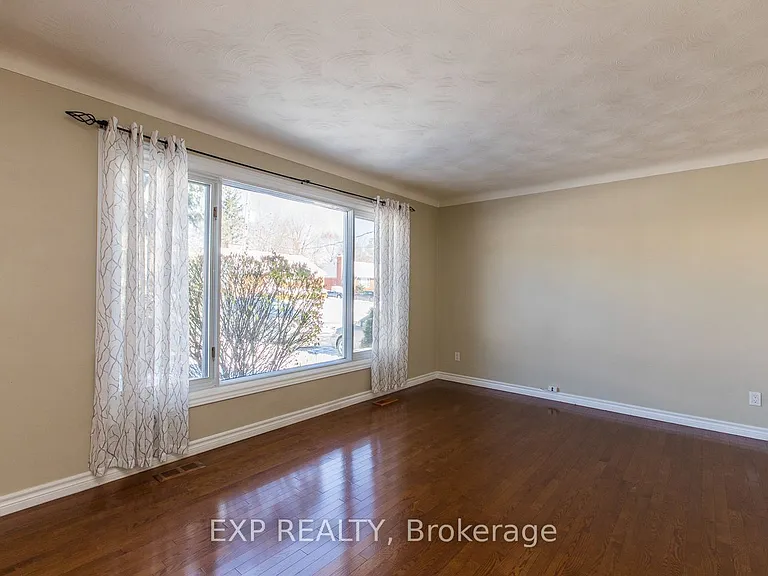 28 Appleford St — Photo 4