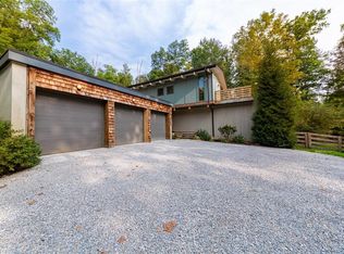 3170 Jenny Lind Rd, Amelia, OH 45102