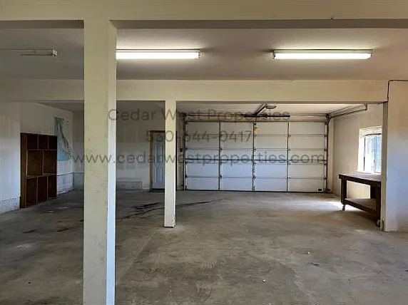 3120 Oak Knoll Rd — Photo 35