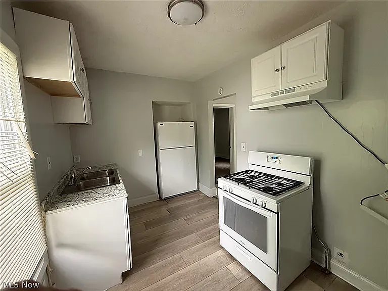 8205 Force Ave — Photo 4