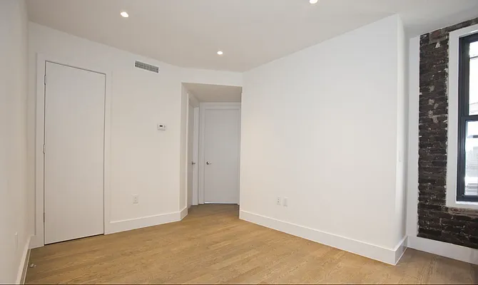 Rented by REAL New York | media 20