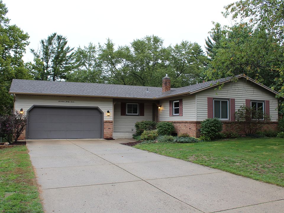 1st image of 1727 Gentian Dr SE
