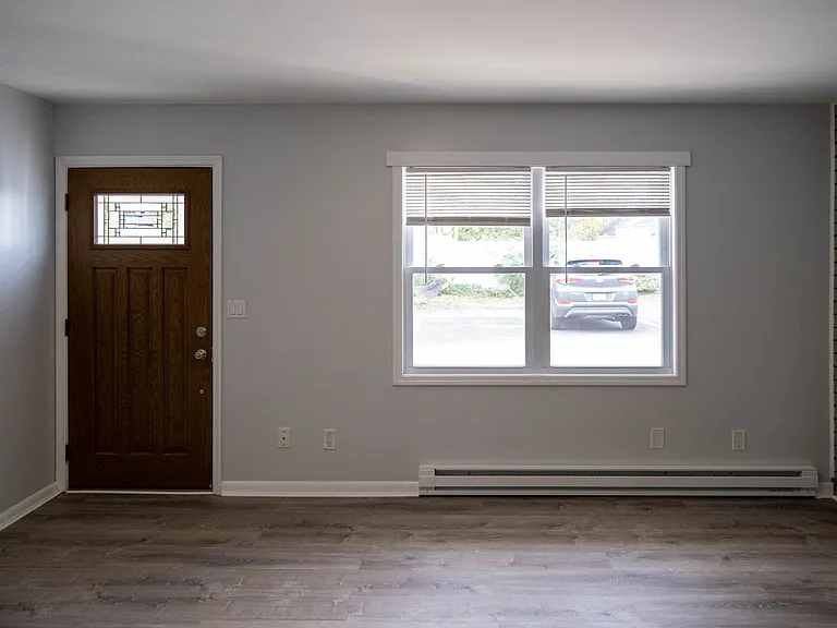 90 Elliot Road — Photo 1