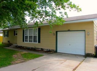 7102 SE Bobwhite Ln, Riverton, KS 66770