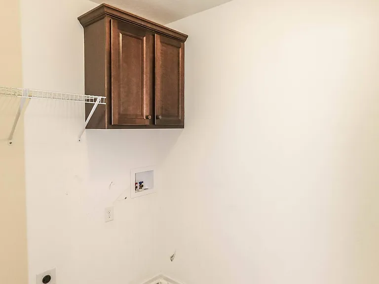 5193 Copse Dr — Photo 44