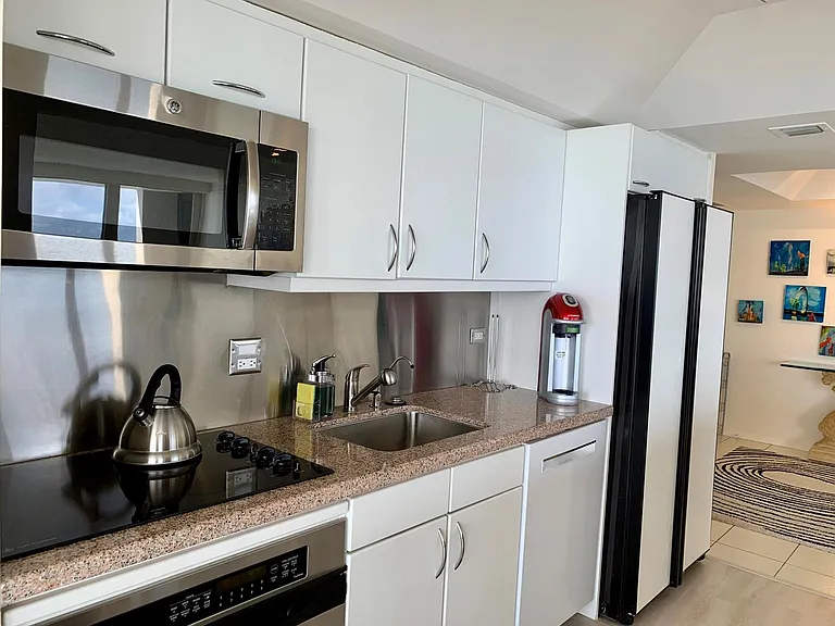 5540 N Ocean Dr #Penthouse A — Photo 15