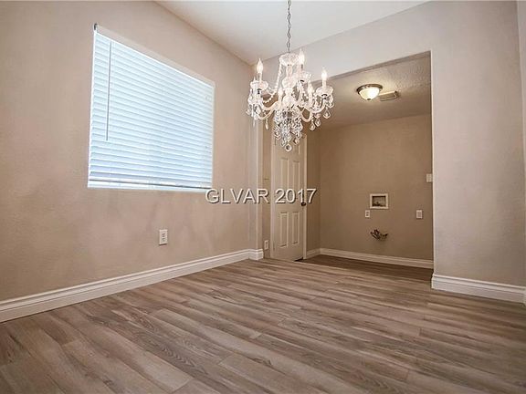 5th image of 1036 Howard Dr