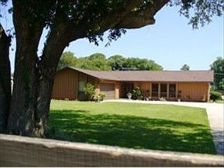 1st image of 4036 Fairfax Dr