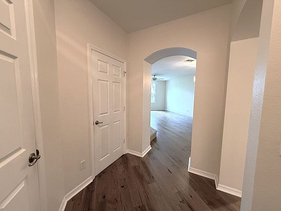 4th image of 9701 Roundstone Cir