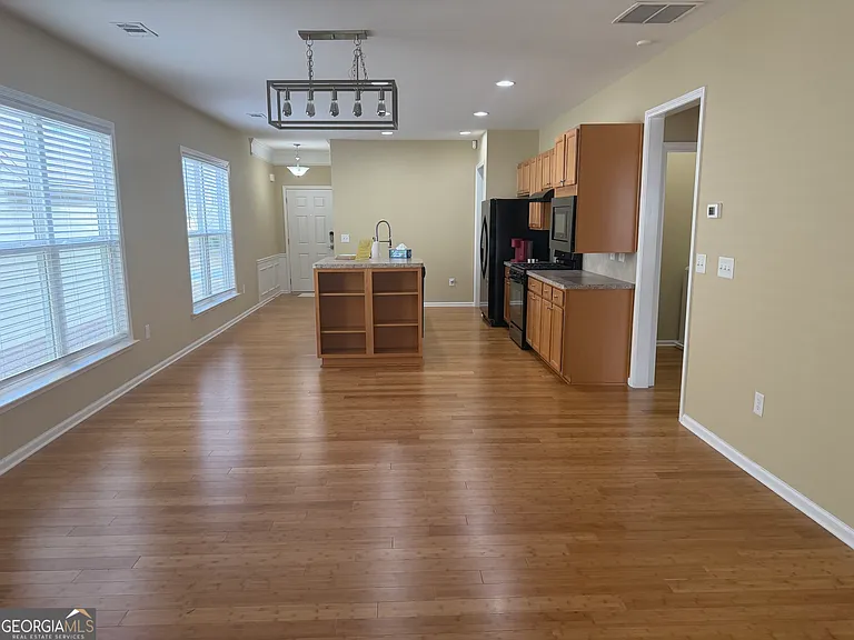 610 Larch Looper Dr — Photo 14