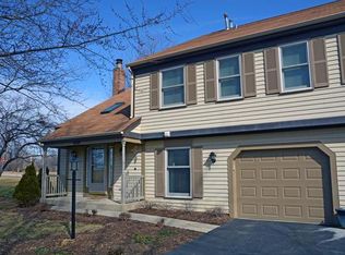 11737 Woodcreek Dr, Huntley, IL 60142