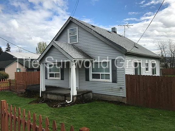 2nd image of 2038 East St