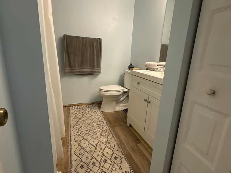 Hall bathroom in upstairs level