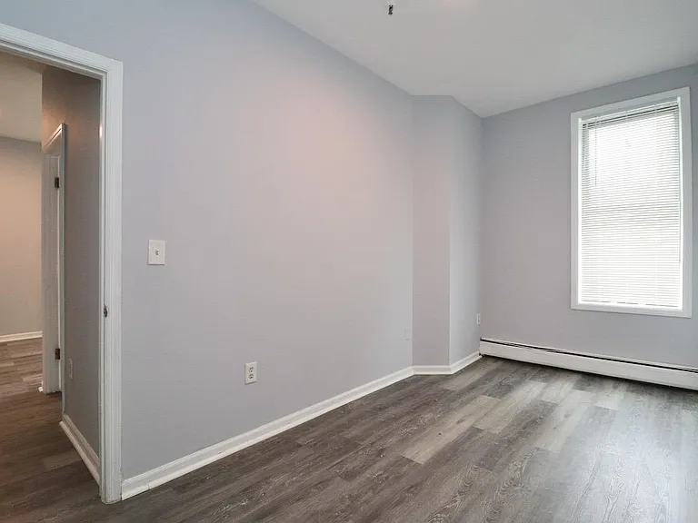 108 Adams St #4 — Photo 14